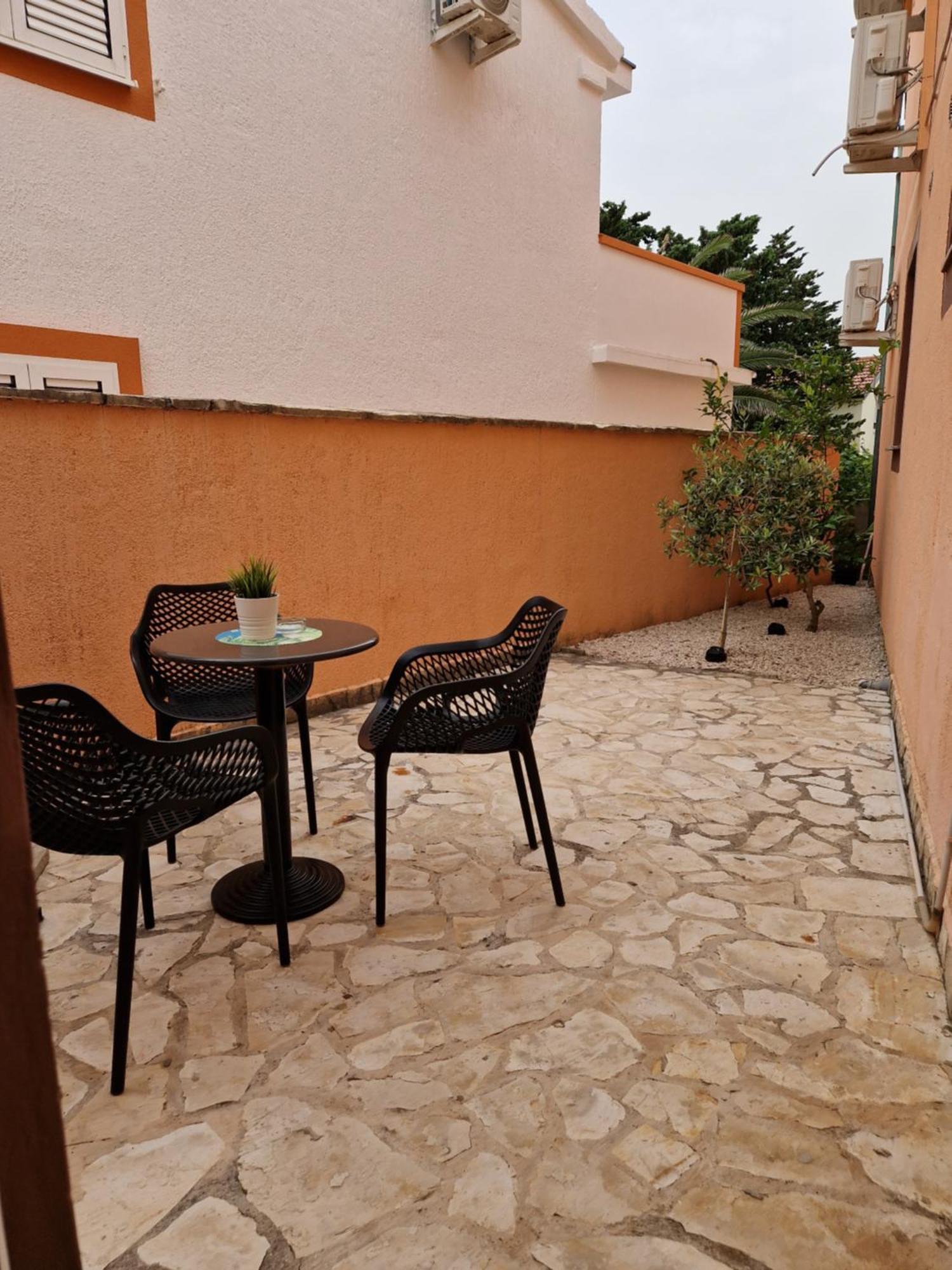 Aurelia Apartments, Vir Ngoại thất bức ảnh