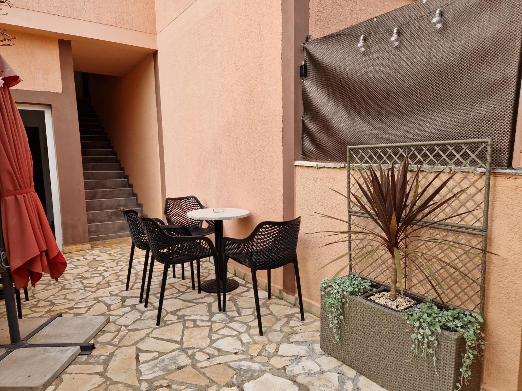 Aurelia Apartments, Vir Ngoại thất bức ảnh